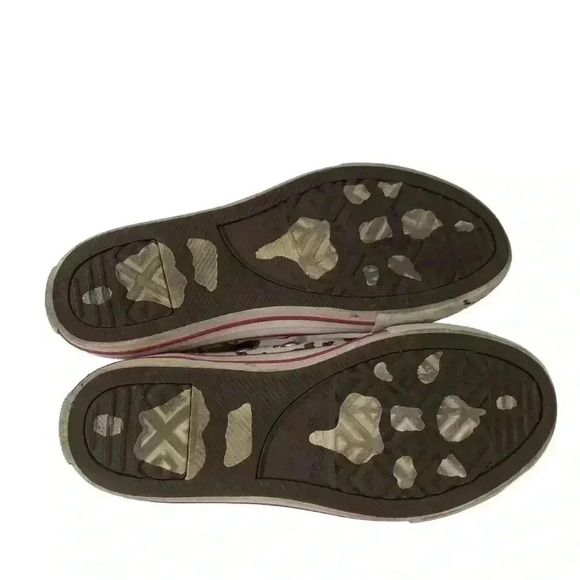 DINOVERSE CUSTOM CHUCK TAYLOR ALL STAR CONVERSE JURASSIC PARK LAND BEFORE TIME - Picture 9 of 10